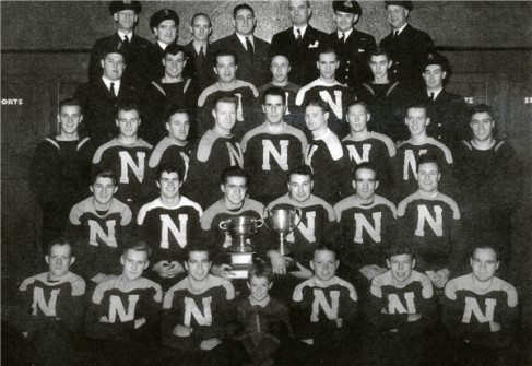 L’équipe de football de la NCSM Donnacona de 1944